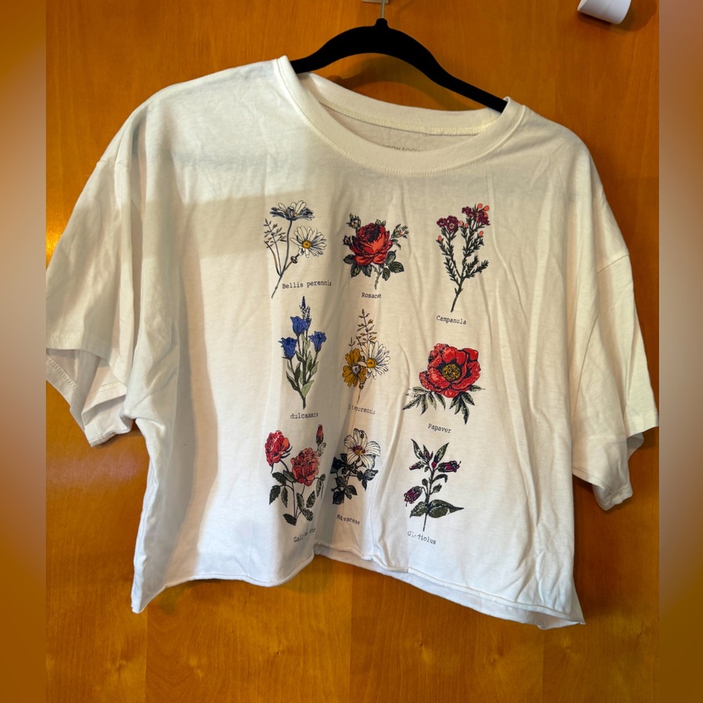 Cute crop top